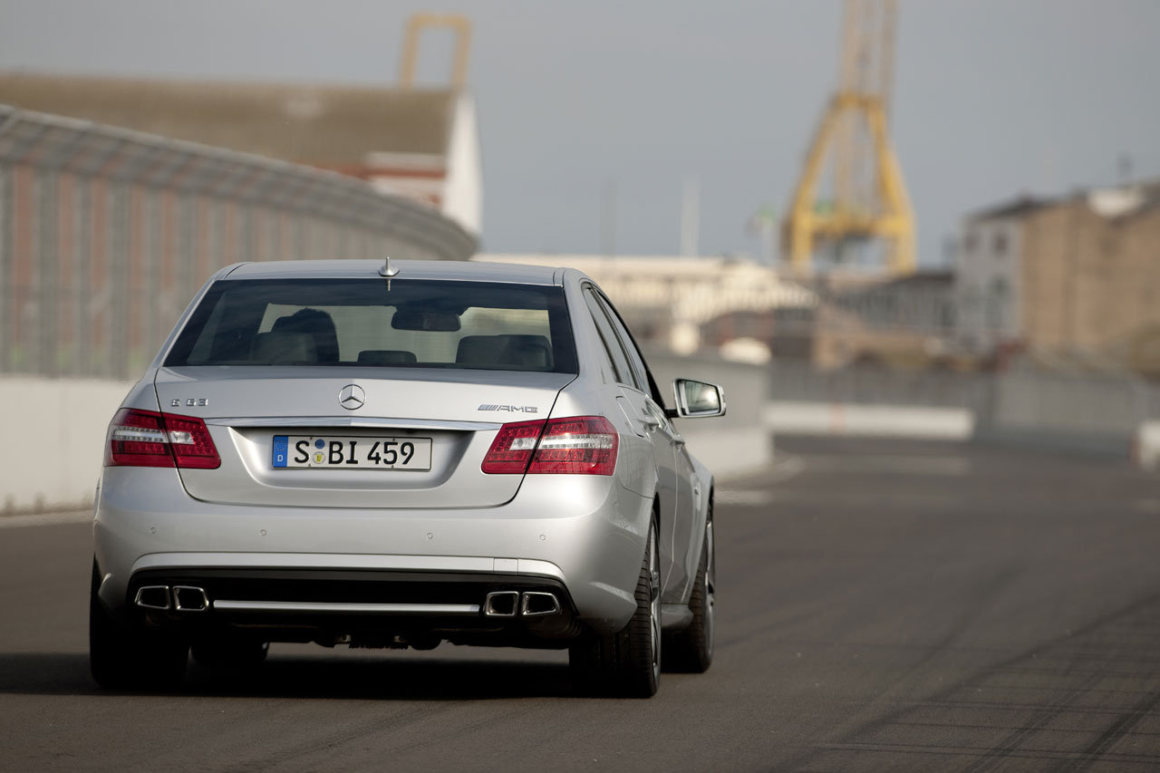 Mercedes E63 AMG 2010