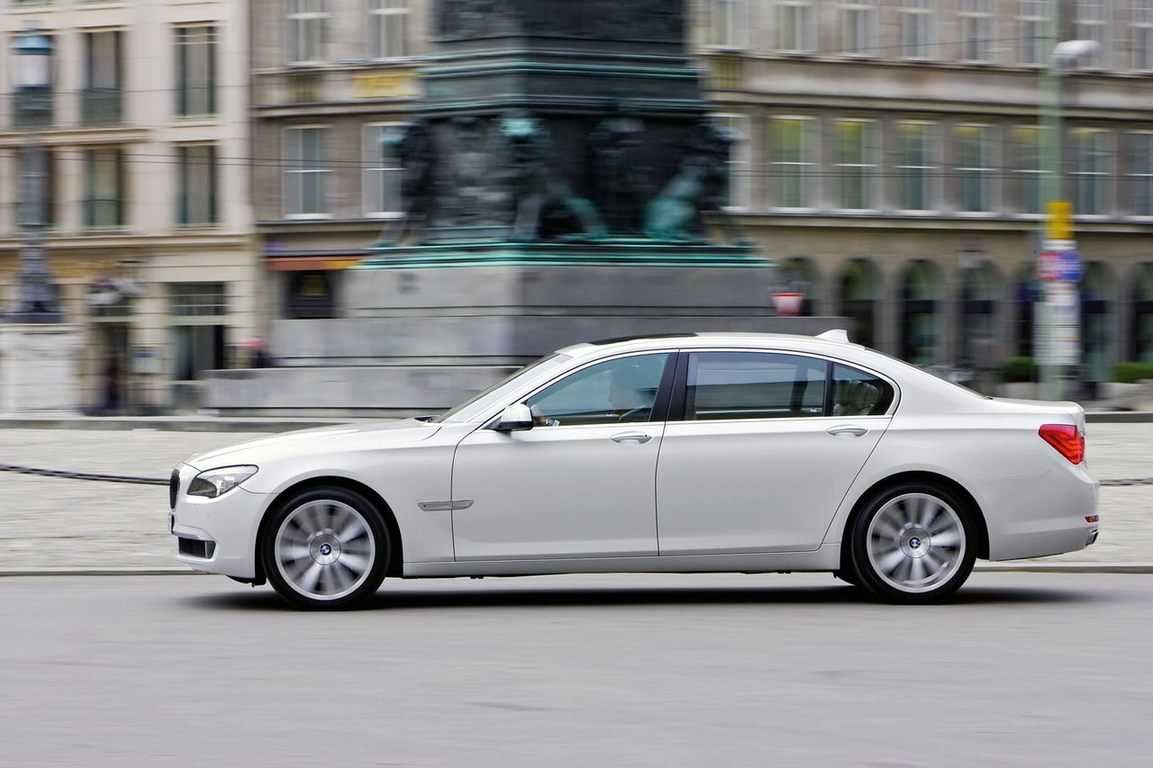 BMW 760i и 760Li