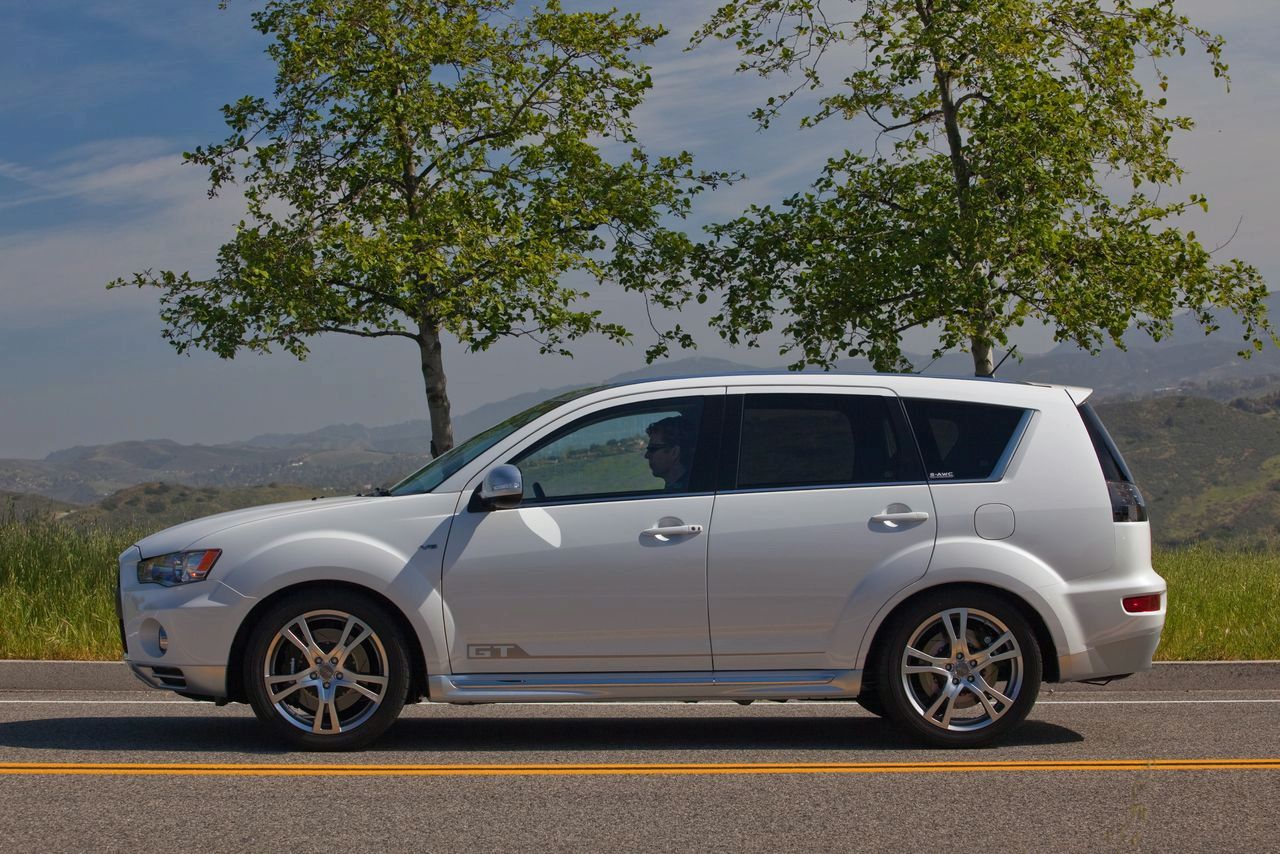 Mitsubishi Outlander GT prototype