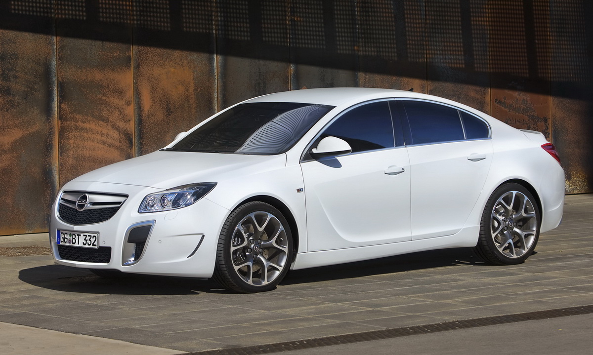 Opel Insignia OPC и Vauxhall Insignia VXR