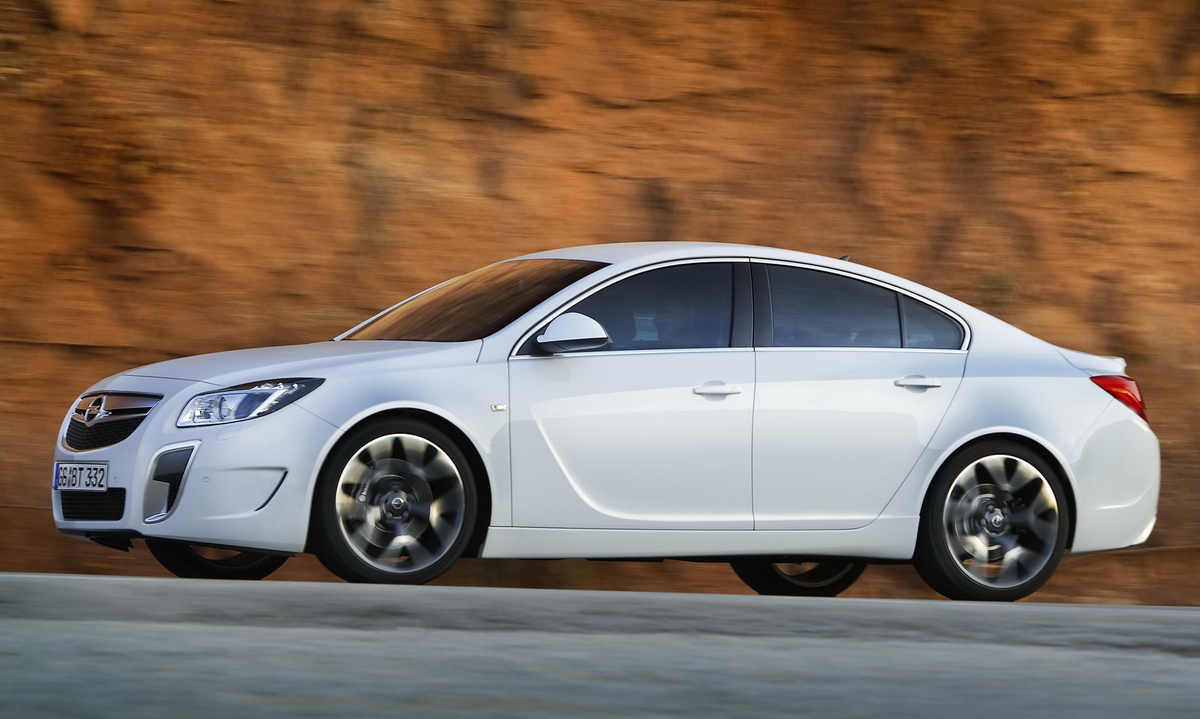 Opel Insignia OPC и Vauxhall Insignia VXR