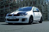 Volkswagen Golf GTI Street – младежите атакуват