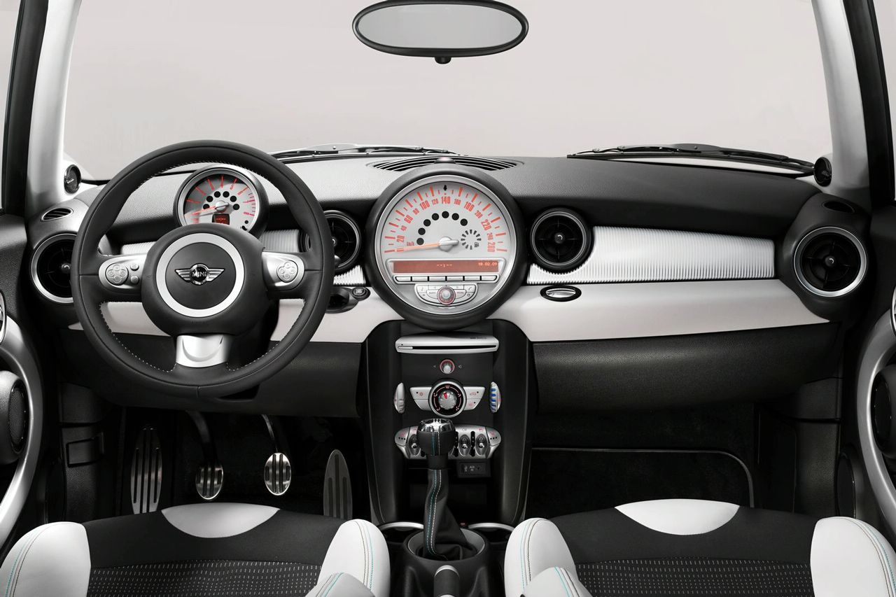 MINI 50 Mayfair и 50 Camden