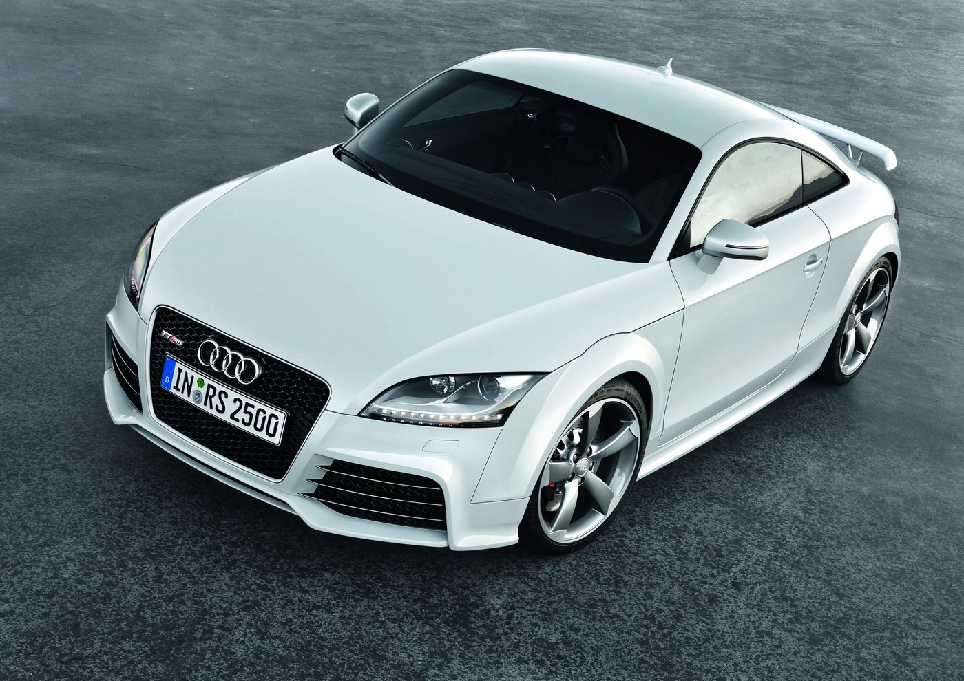 Audi TT RS (нови снимки)