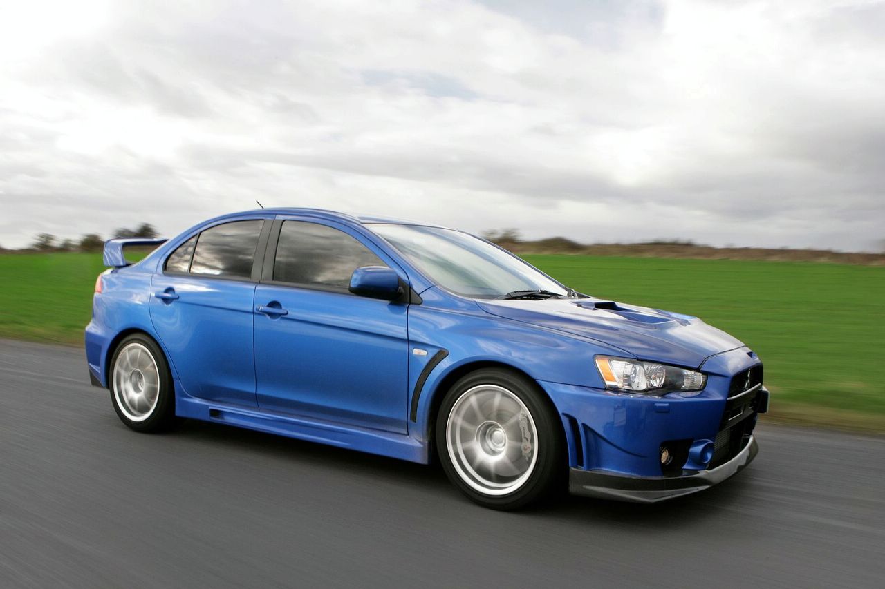 Mitsubishi Lancer Evolution X FQ-400