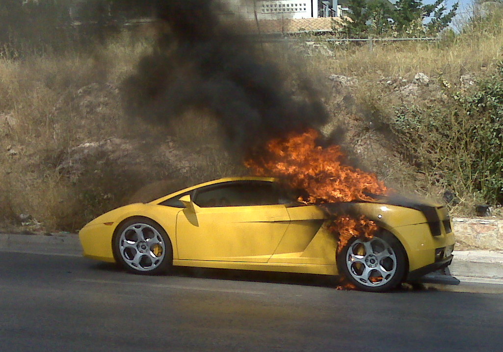Изгоряло Lamborghini Gallardo