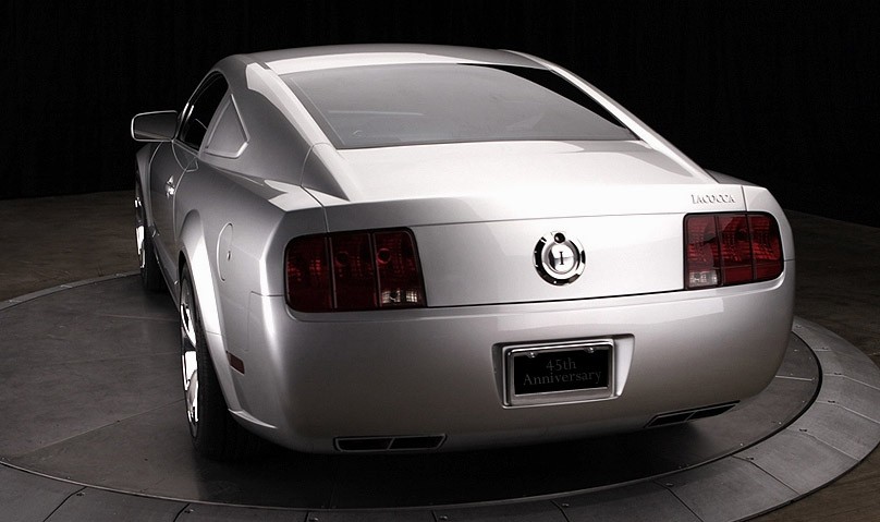 Iacocca Silver Edition Mustang