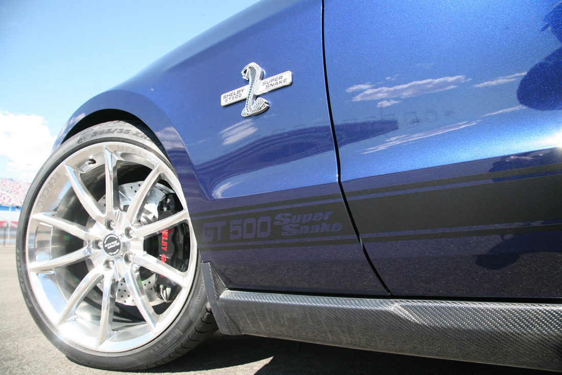Ford Mustang Shelby GT500 Super Snake