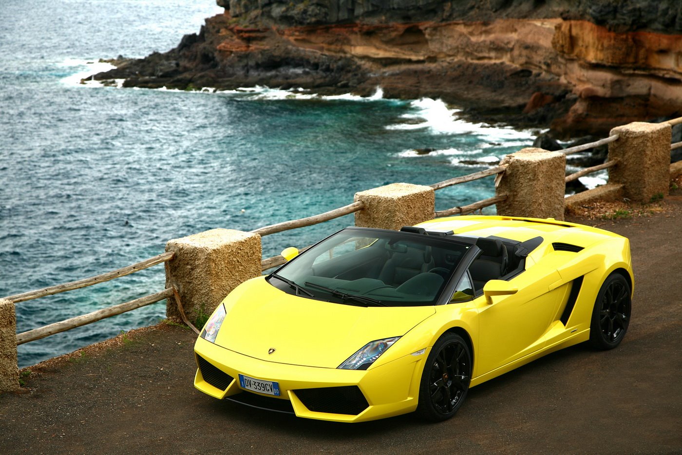 Lamborghini Gallardo LP560-4 Spyder (нови снимки)