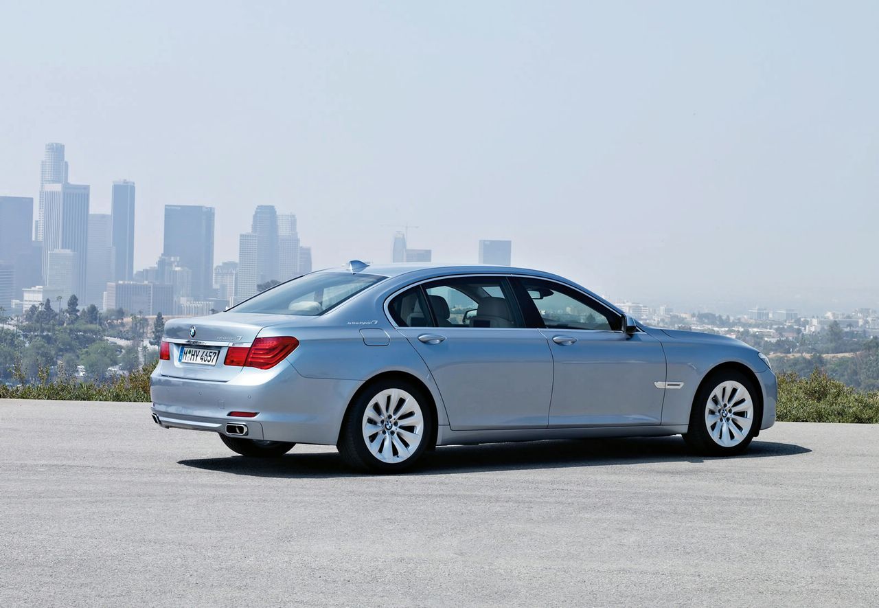 BMW ActiveHybrid 7