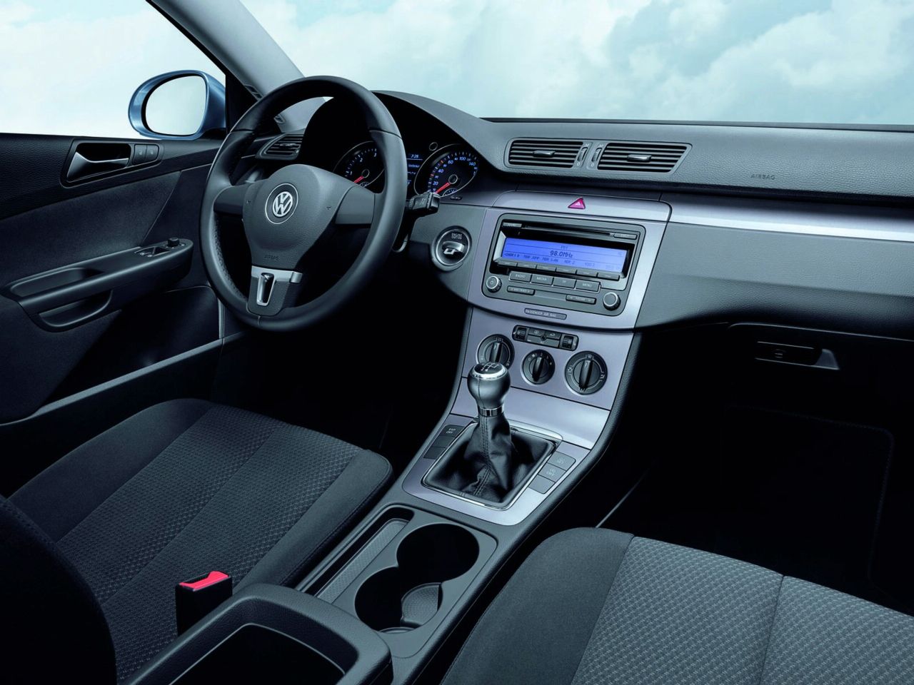 Volkswagen BlueMotion Polo, Golf и Passat