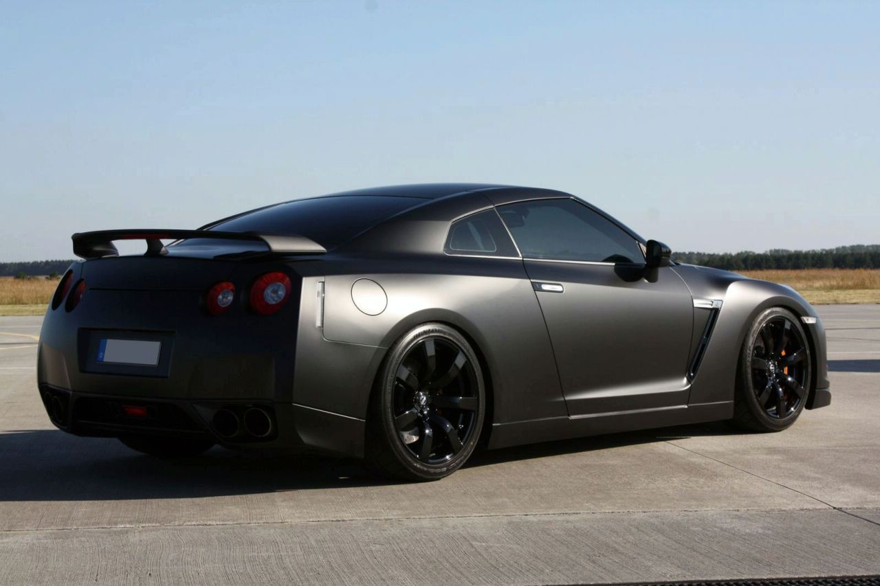 AVUS Performance Nissan GT-R