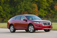 Honda Accord Crosstour с цена от 29 670 долара