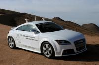 Autonomous Audi TTS – шофьорите стават излишни