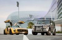 Mercedes със златен SLS и специален G 55 в Дубай