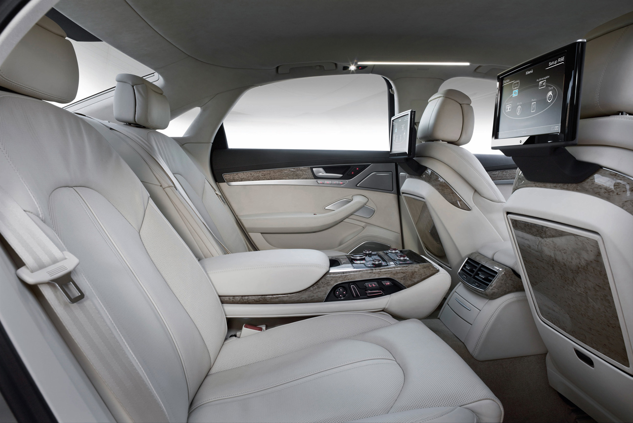 Audi A8 2011