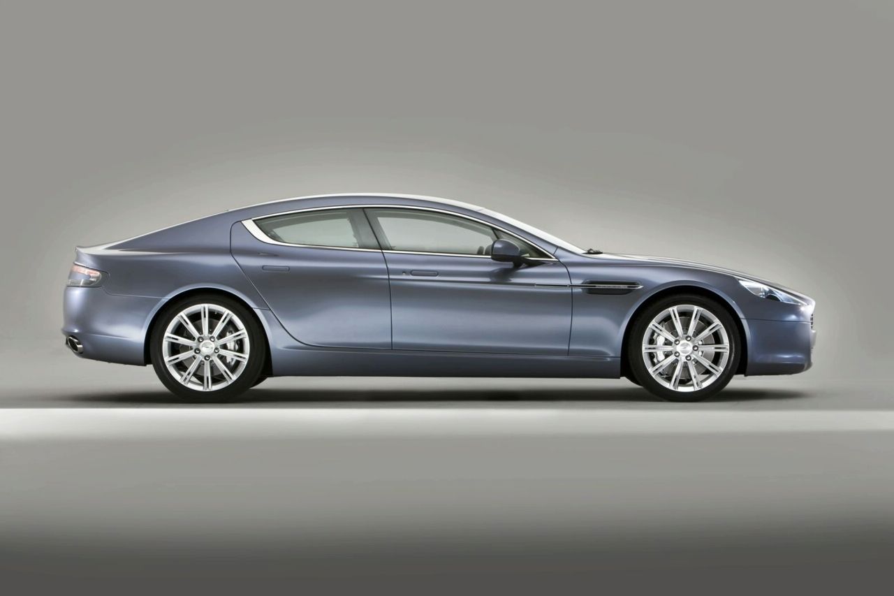 Aston Martin Rapide (нови снимки)