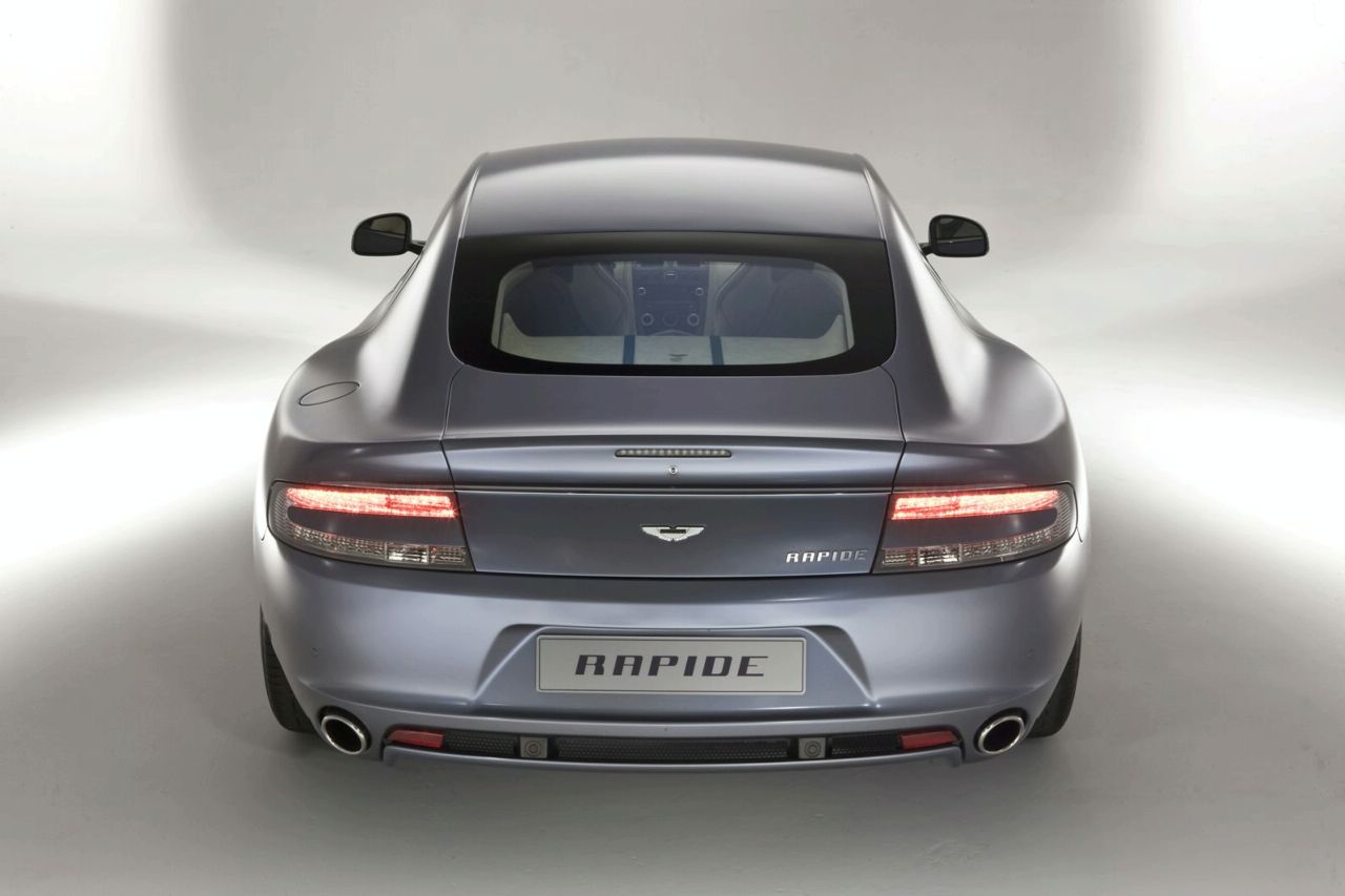 Aston Martin Rapide (нови снимки)