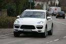 Новото Porsche Cayenne заснето почти без маскировка