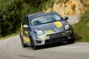 Renault Twingo тръгва по ралита