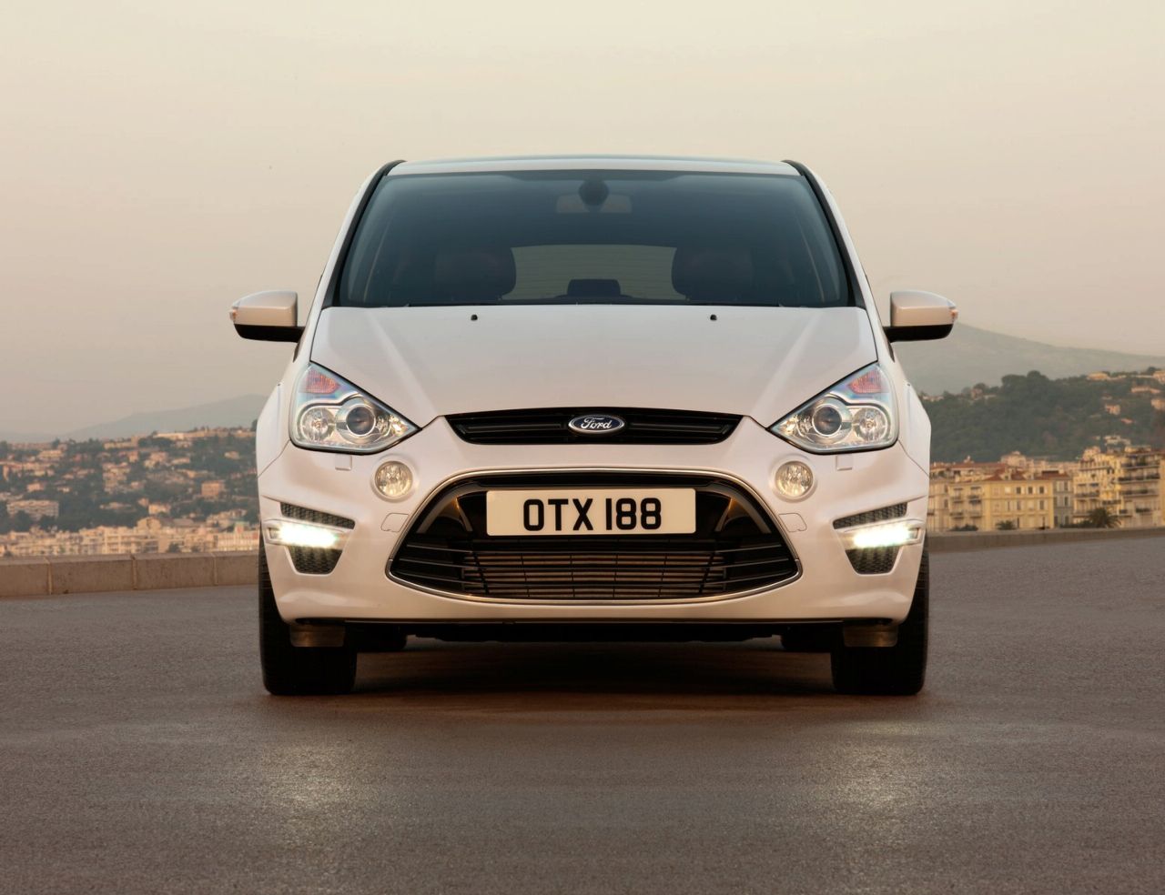 Ford S-Max и Galaxy 2010