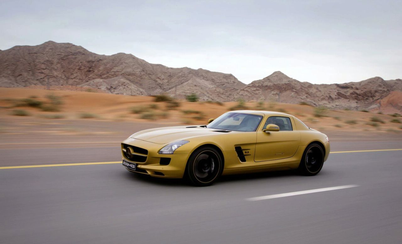 Mercedes SLS AMG Desert Gold и G 55 AMG Edition 79