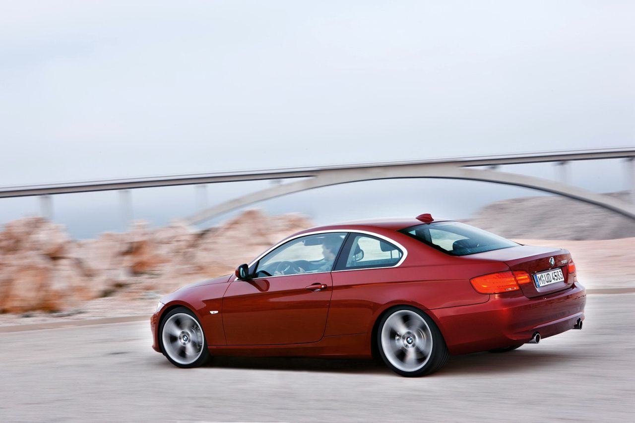 BMW 3-Series Coupe и Cabrio 2011