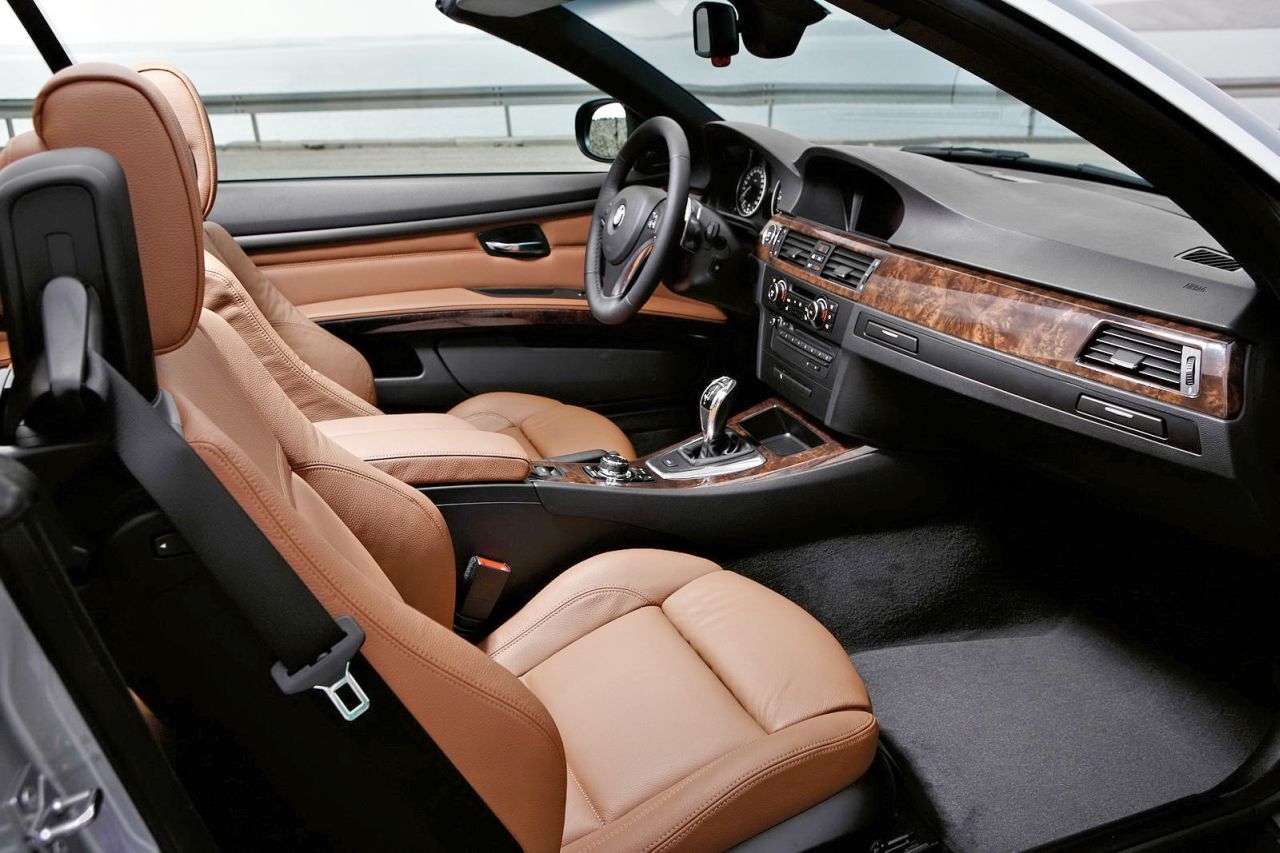 BMW 3-Series Coupe и Cabrio 2011