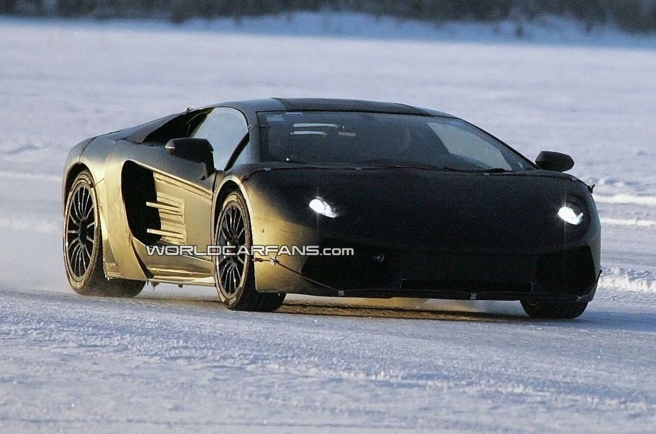 Lamborghini Jota (шпионски снимки)