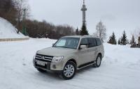 Зад волана на Mitsubishi Pajero