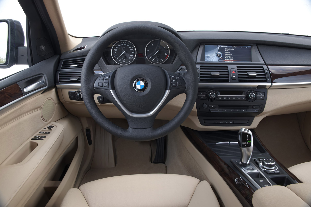 BMW X5 2011