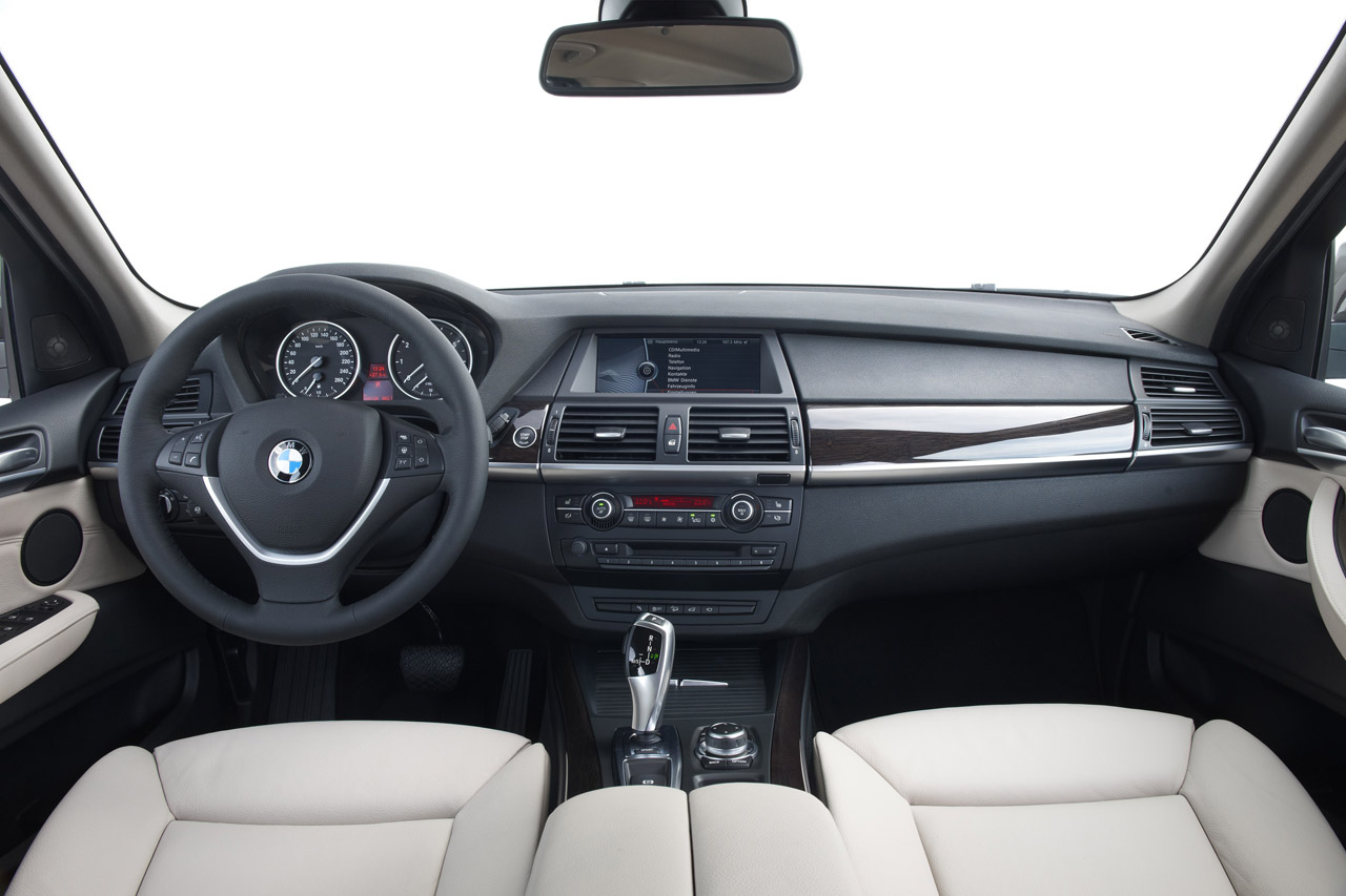 BMW X5 2011