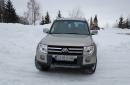 Зад волана на Mitsubishi Pajero