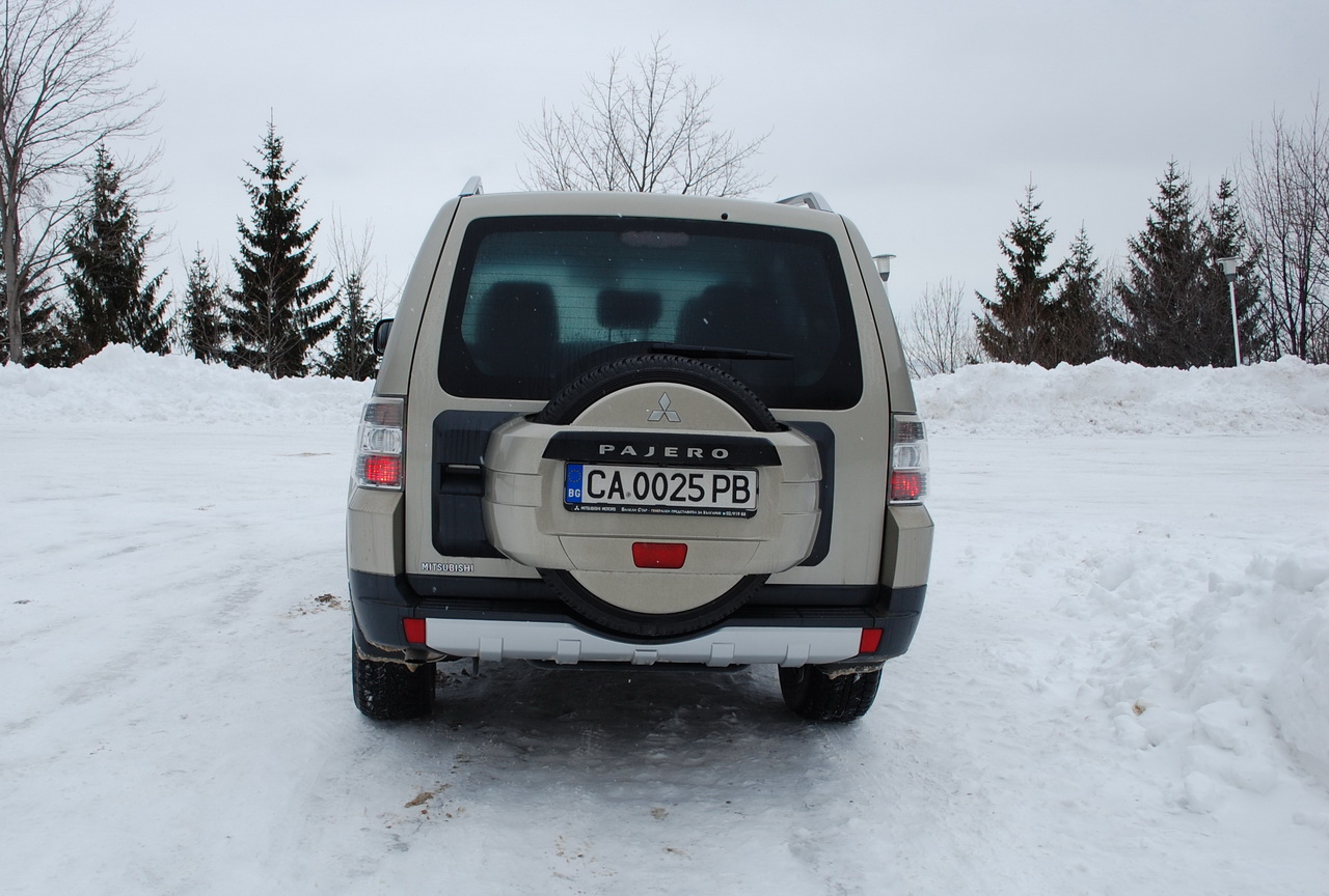 Mitsubishi Pajero 3.2 Di-D (тест драйв)