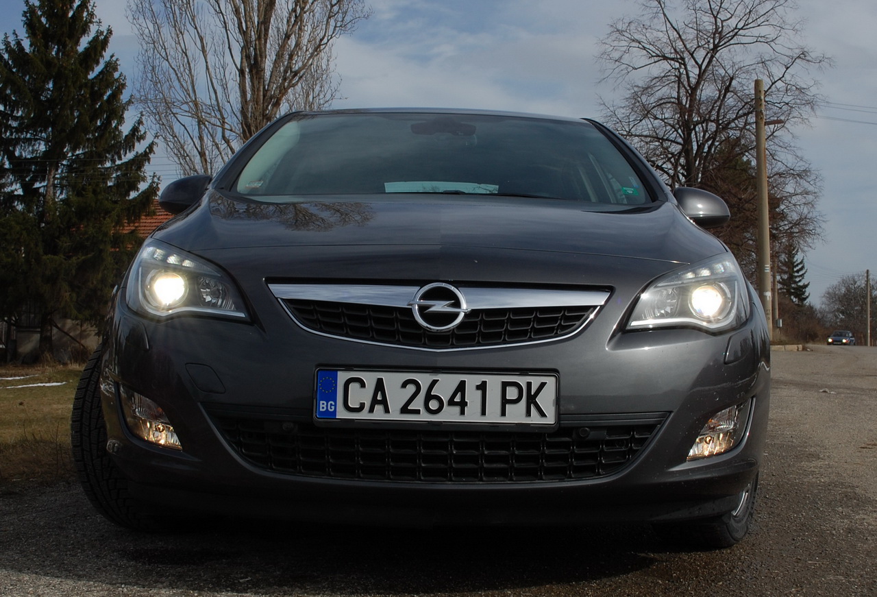 Opel Astra 1.7 CDTI Cosmo (тест драйв)