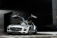 Mercedes SLS AMG влиза във Формула1