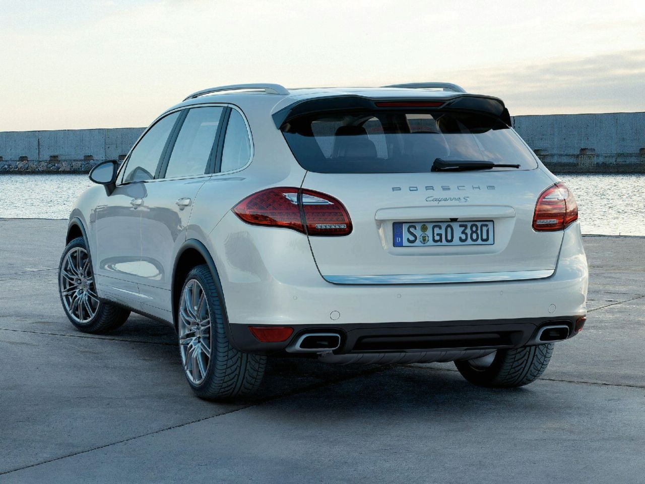 Porsche Cayenne 2011