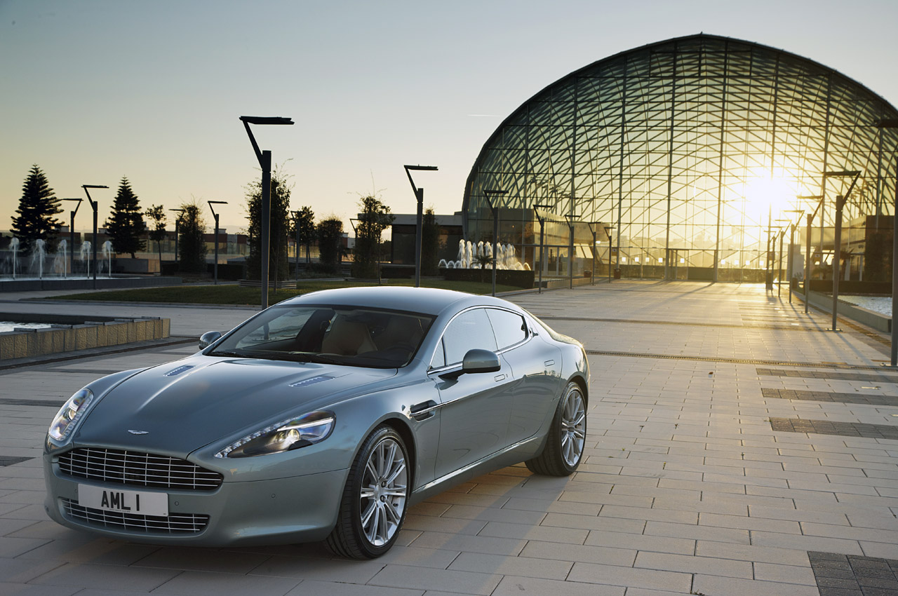 Aston Martin Rapide (Hardly Green)