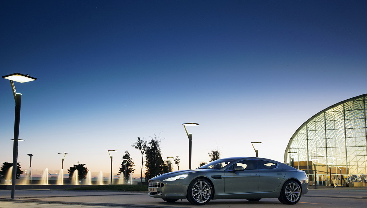 Aston Martin Rapide (Hardly Green)