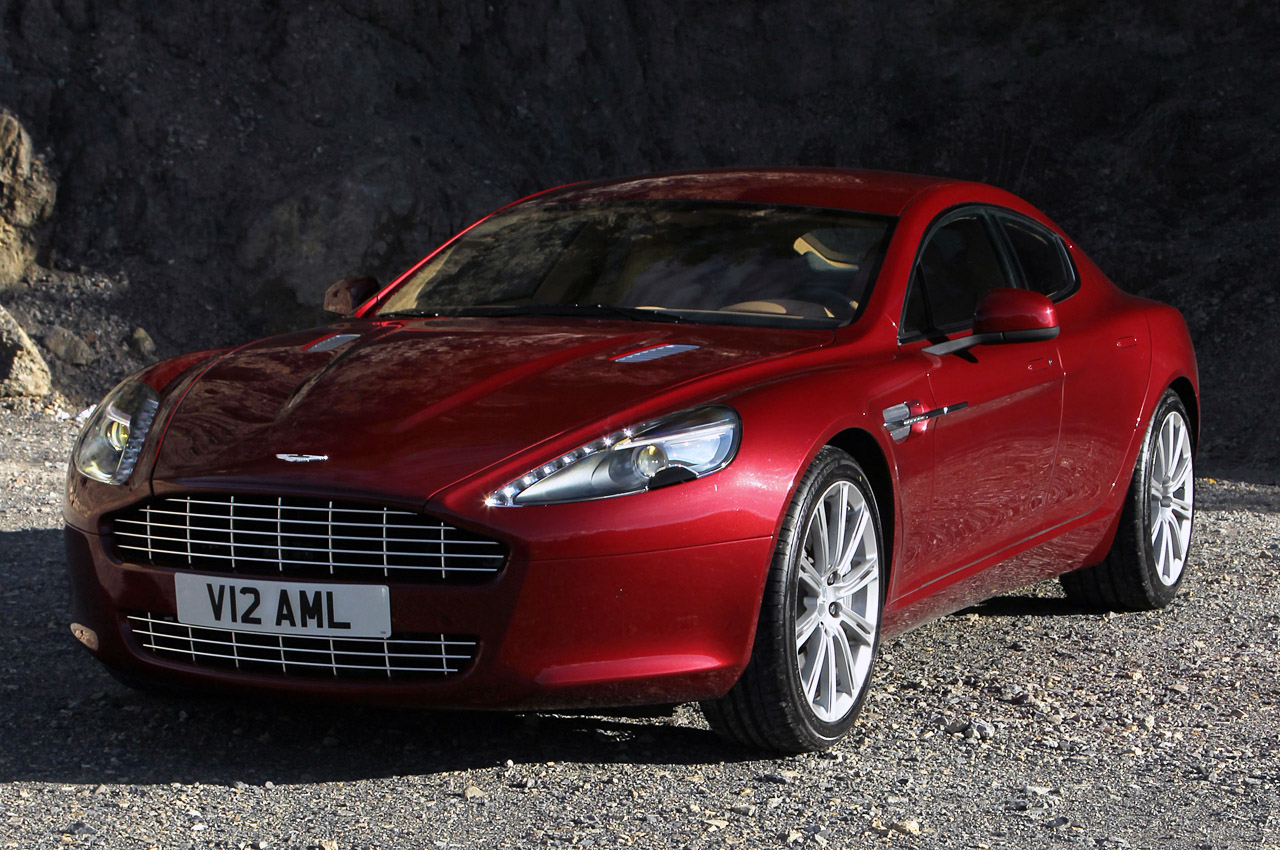 Aston Martin Rapide (Magma Red)