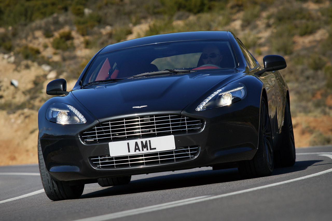 Aston Martin Rapide (Quantum Silver)