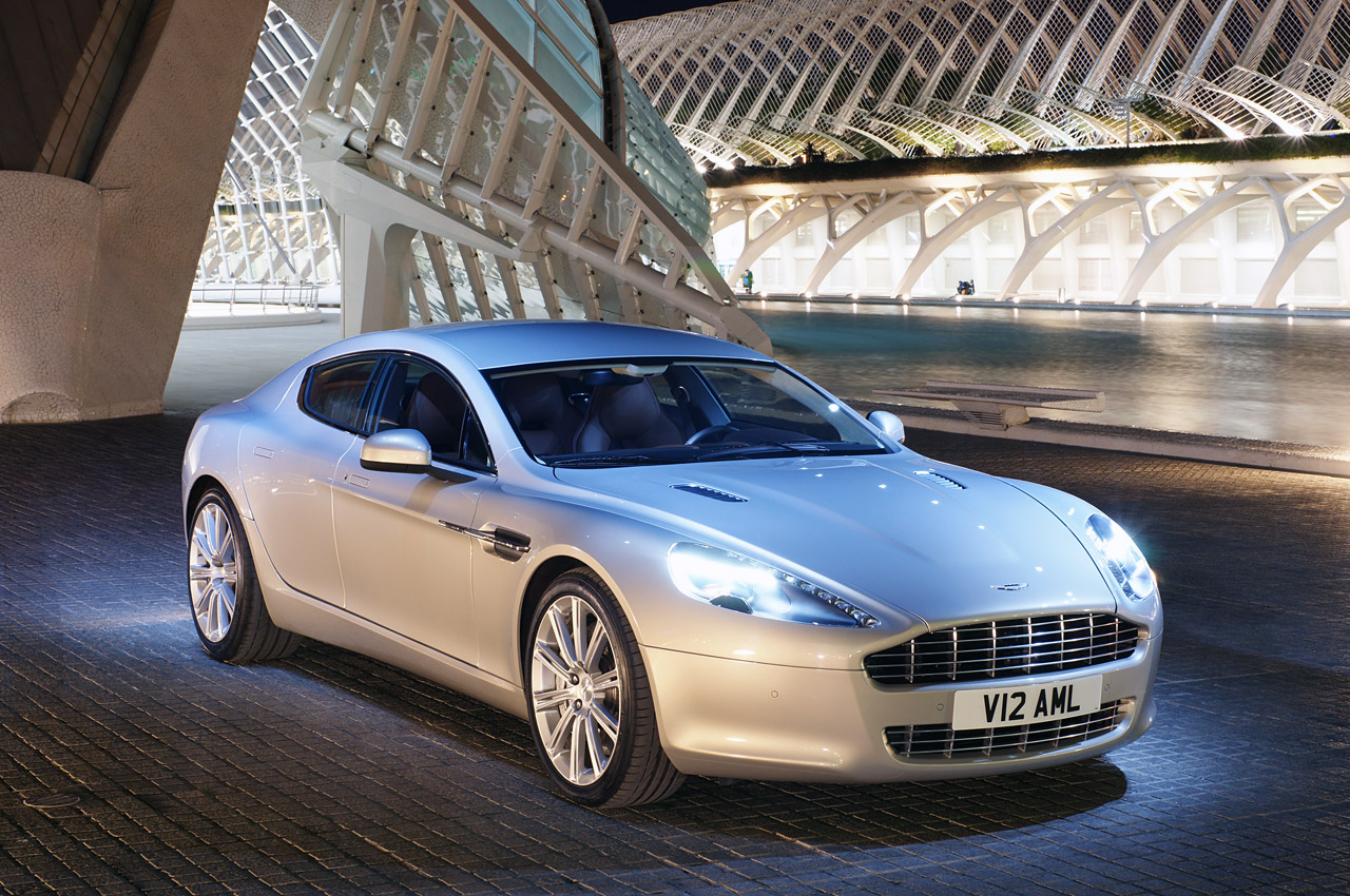 Aston Martin Rapide (Silver Blonde)