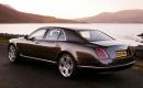 Bentley Mulsanne разграбен като топъл хляб