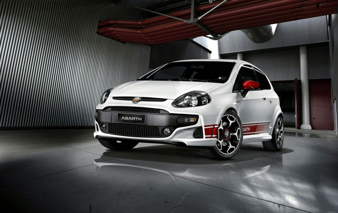 Fiat 500 C и Punto Evo Abarth