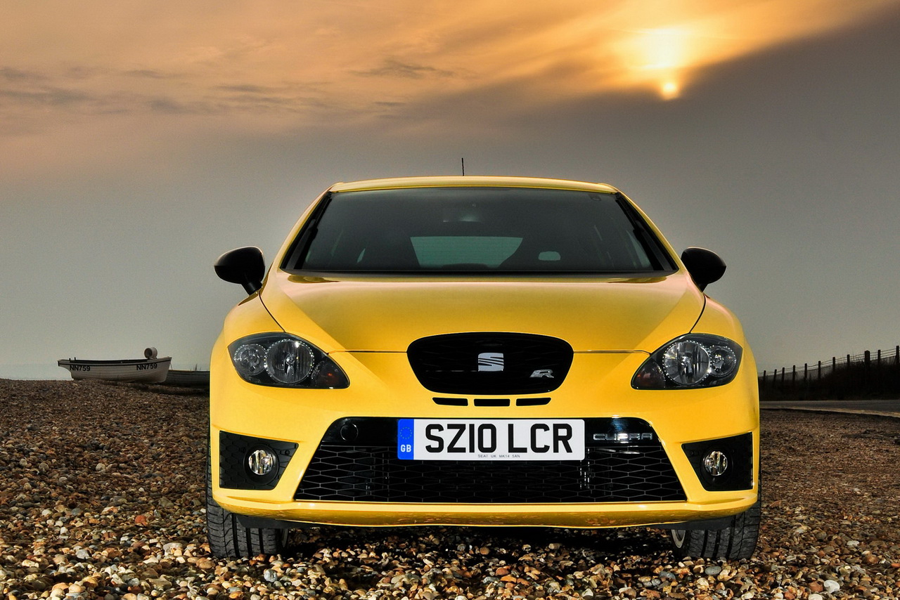 Seat Leon Cupra R (нови снимки)