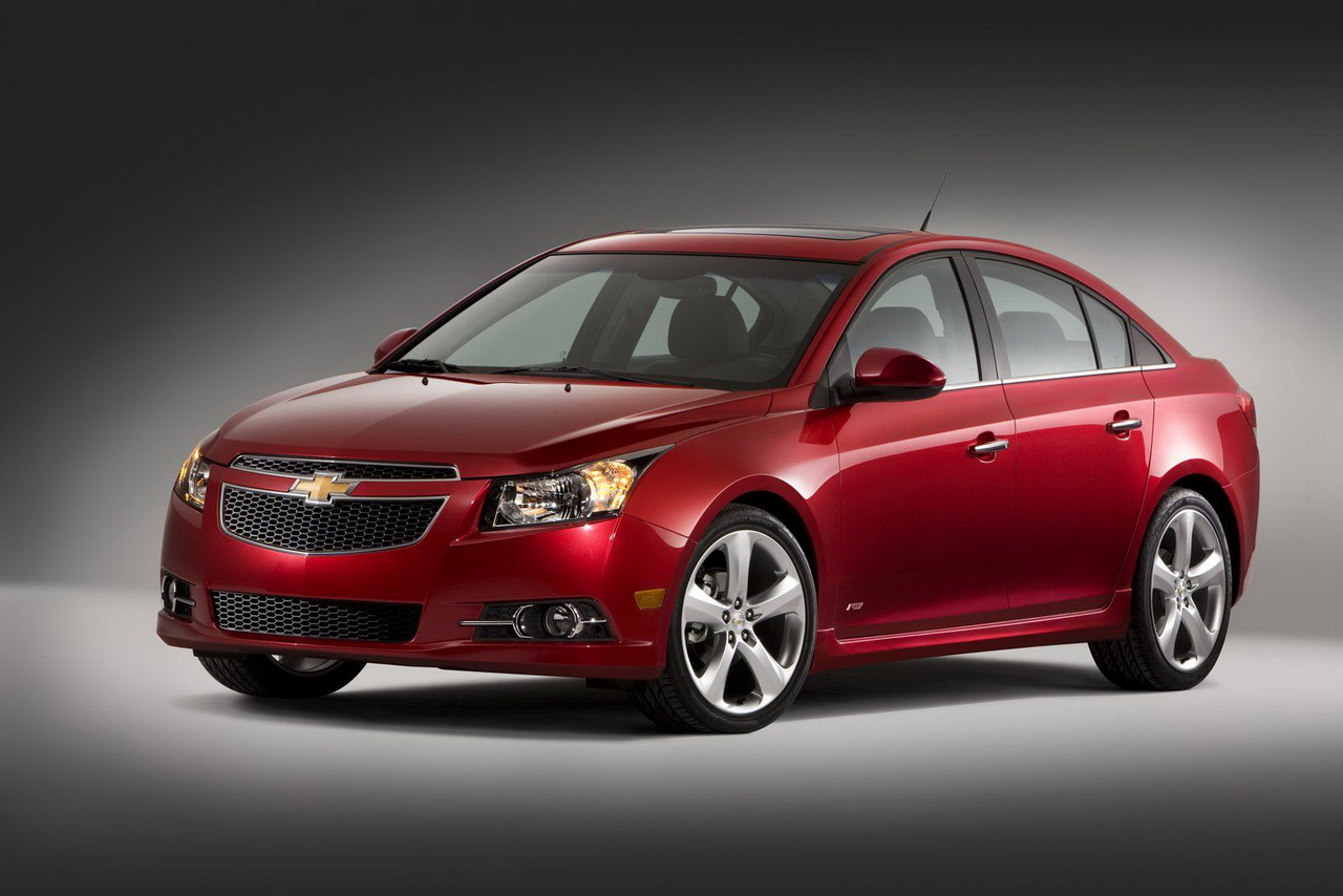 Chevrolet Cruze RS и Cruze Eco