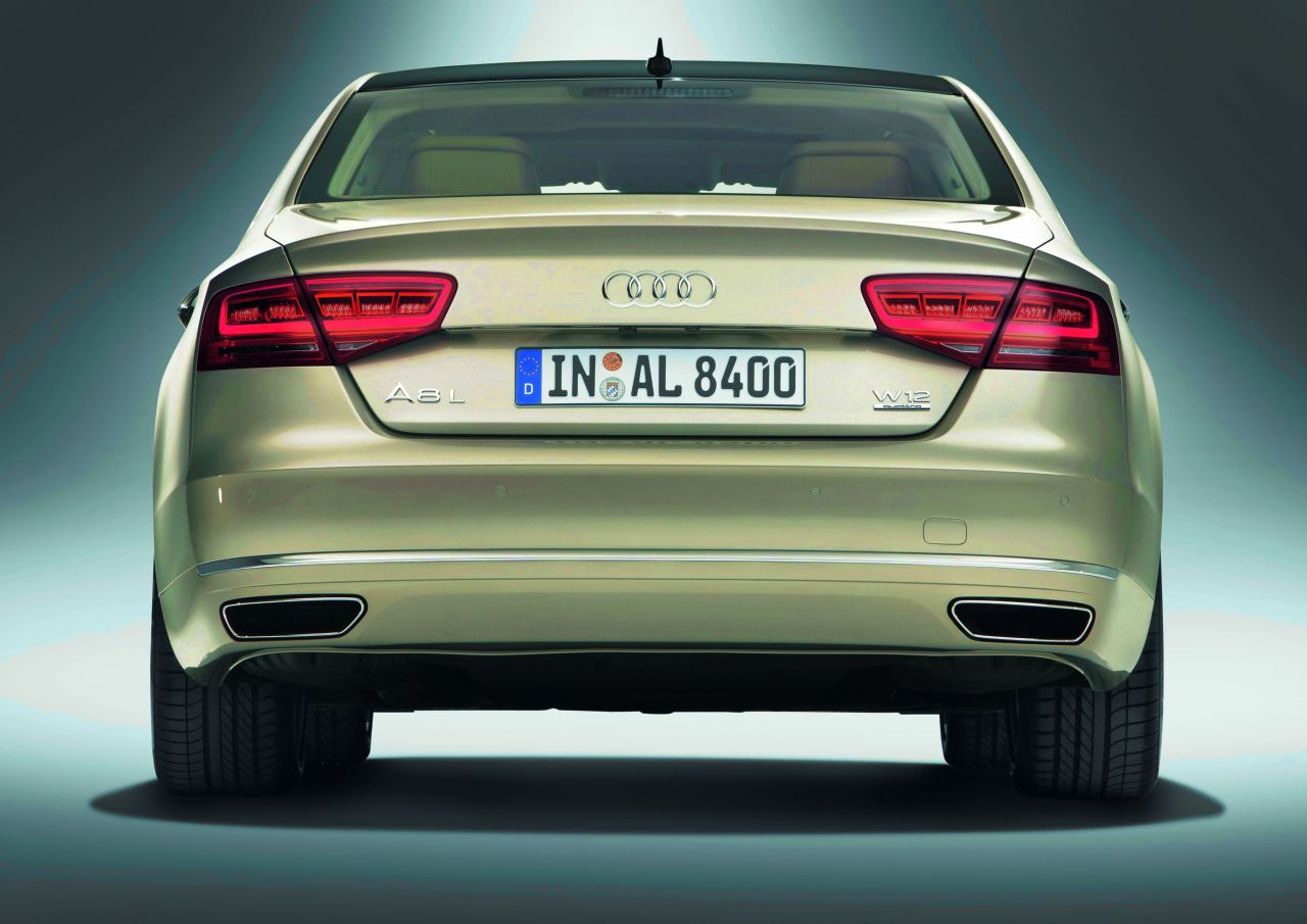 Audi A8 L 2011