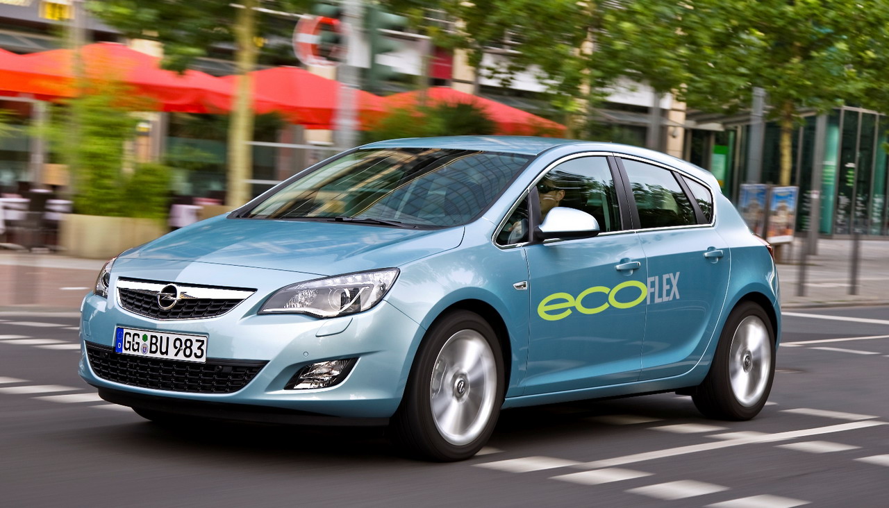 Opel Astra EcoFlex 2011