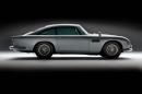Aston Martin DB5 на Джеймс Бонд