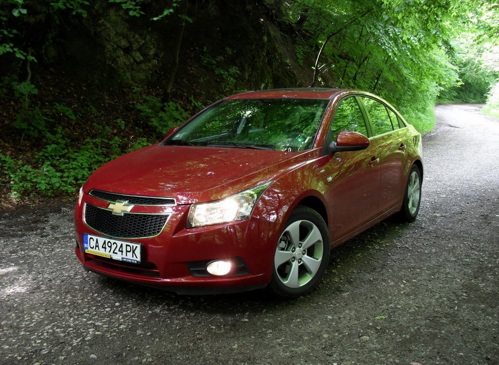 Chevrolet Cruze LT 2.0 (тест драйв)